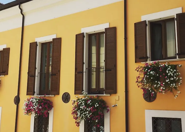 Antico Borgo Bed & Breakfast 4*